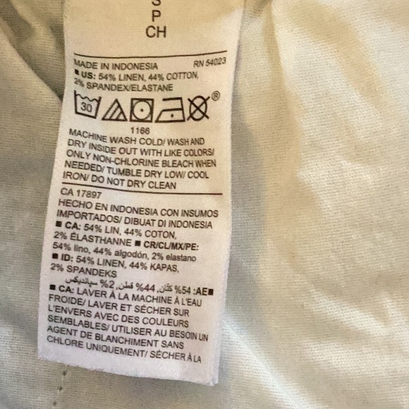 Men’s Old Navy Shorts - Picture 3 of 3